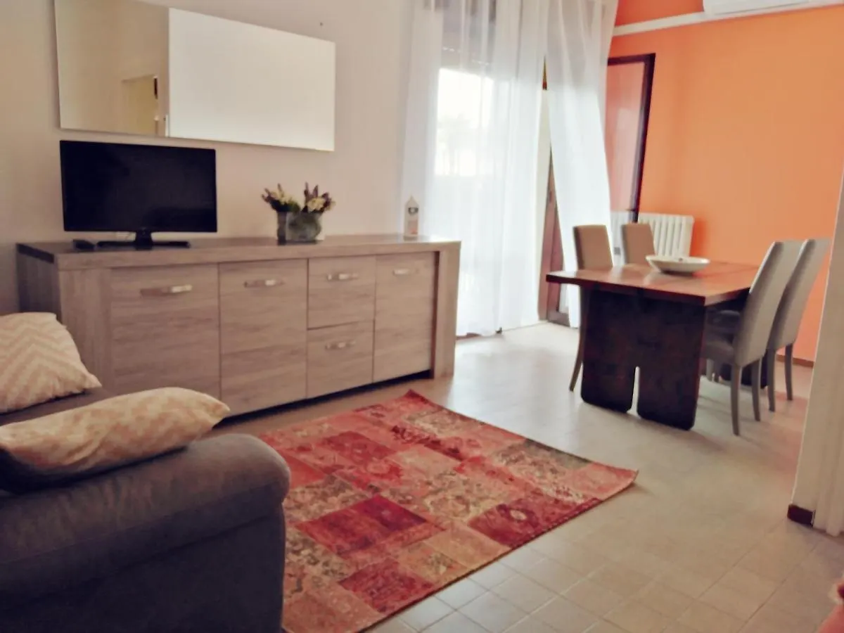 Apartment Appartamenti Elisabetta Lazise Italy
