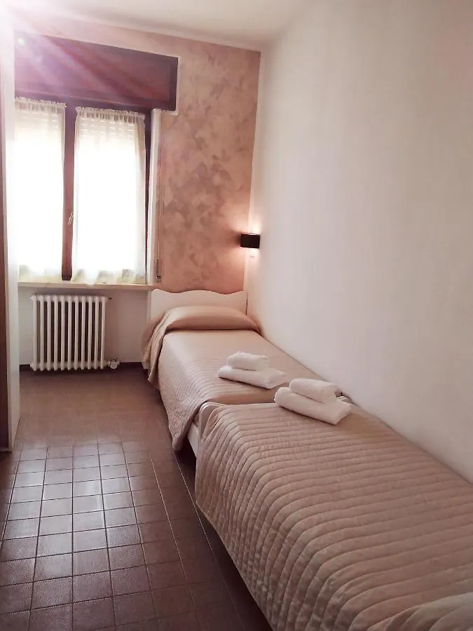 Appartamenti Elisabetta Lazise 0*,  Italy