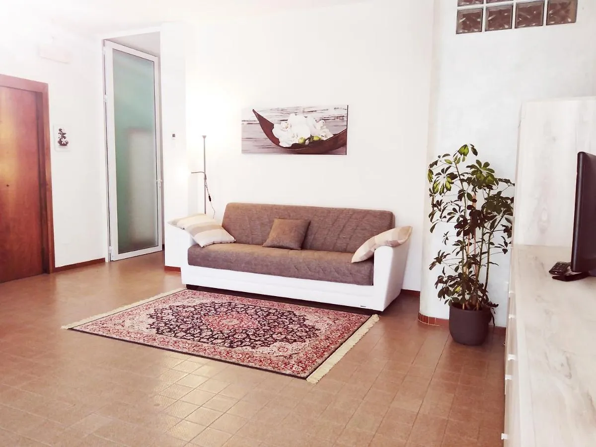 Appartamenti Elisabetta Lazise 0*,  Italy